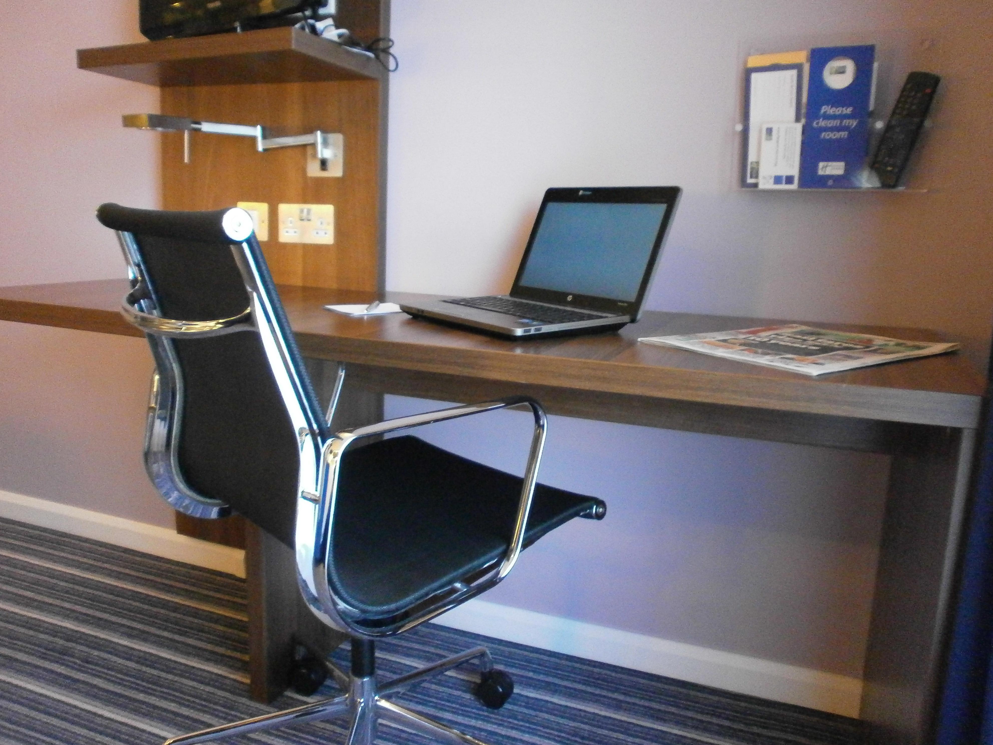 Holiday Inn Express Dunstable, An Ihg Hotel Dış mekan fotoğraf