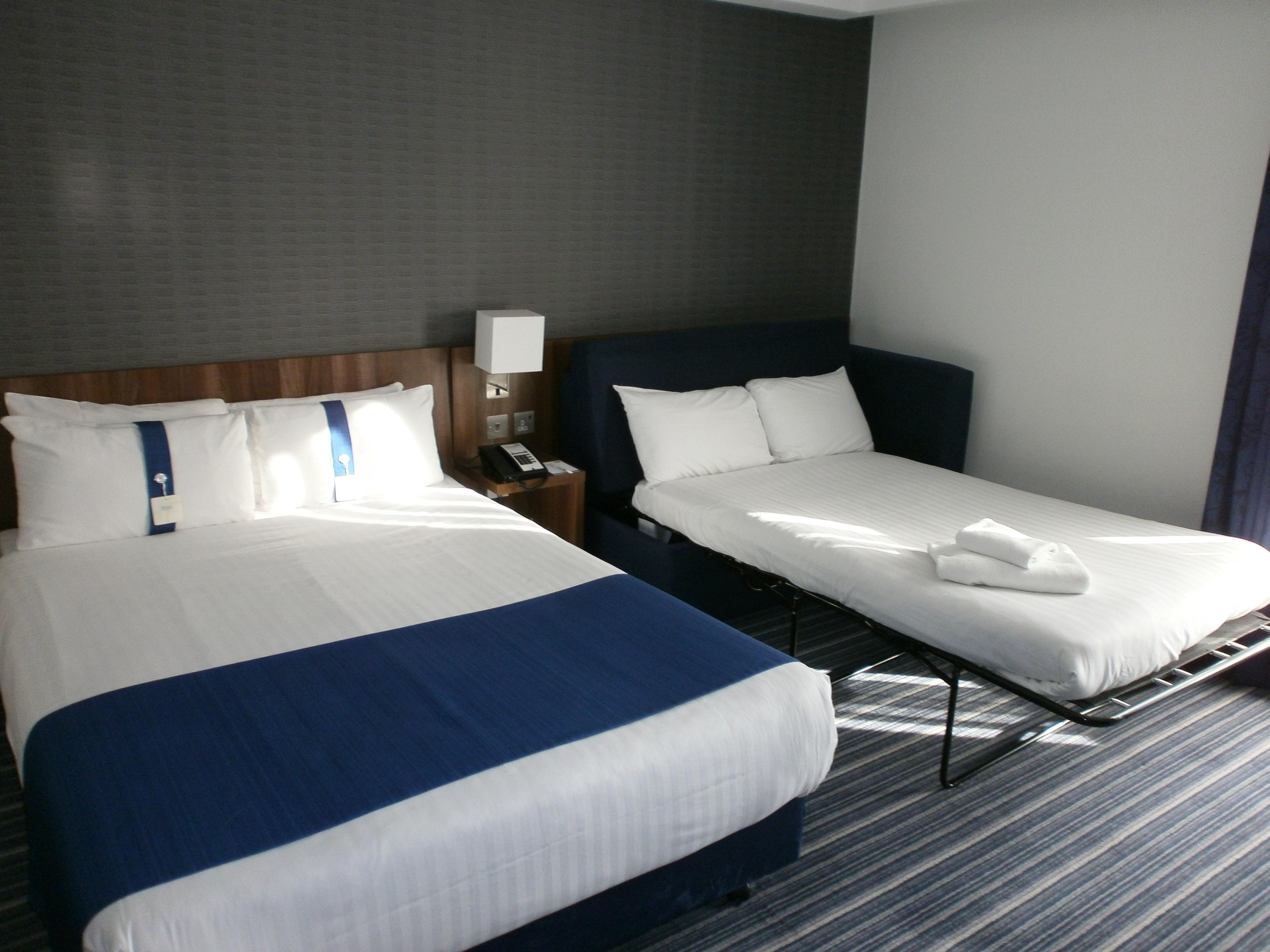 Holiday Inn Express Dunstable, An Ihg Hotel Dış mekan fotoğraf