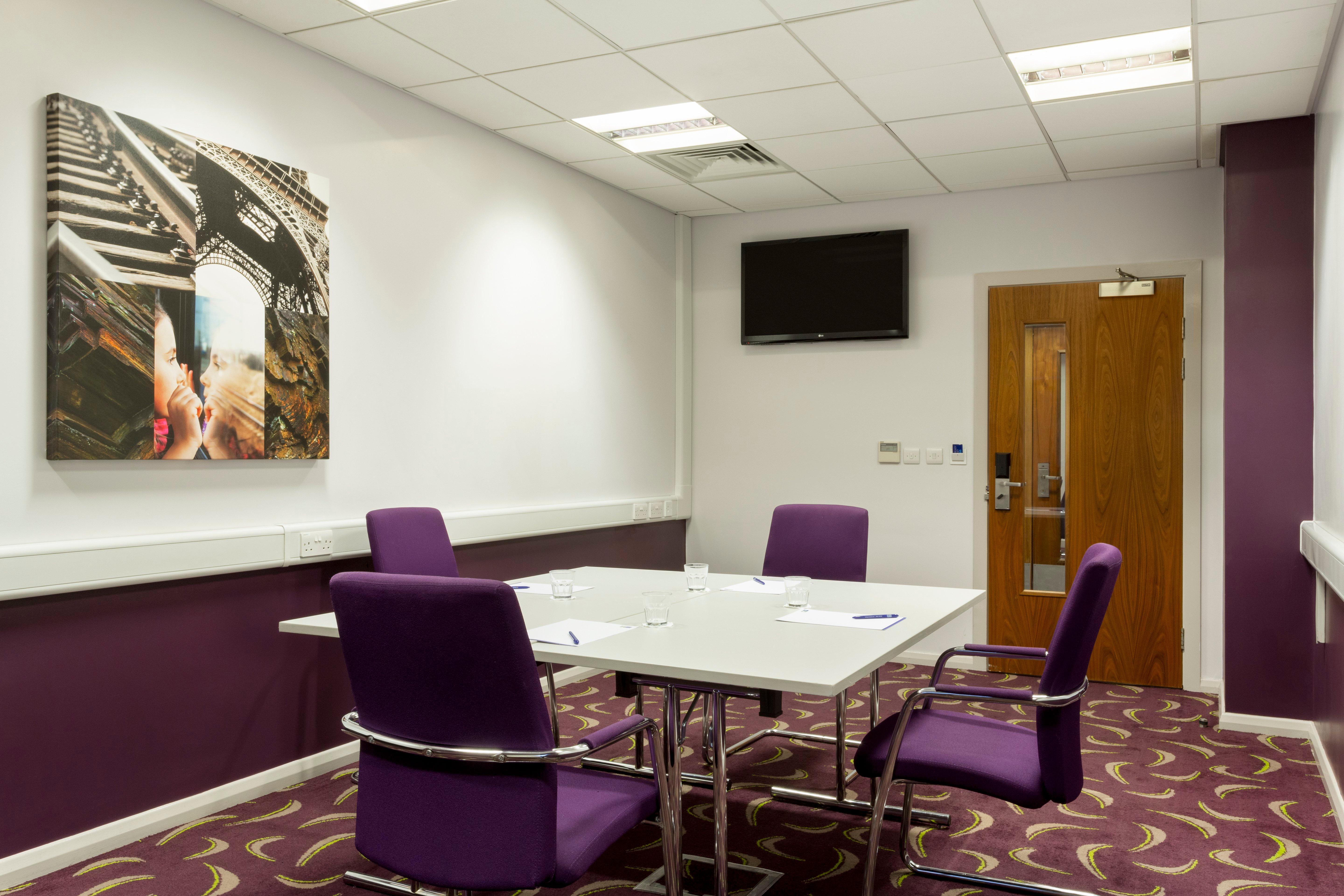 Holiday Inn Express Dunstable, An Ihg Hotel Dış mekan fotoğraf