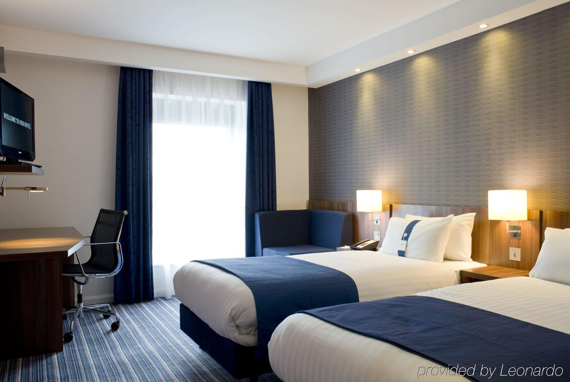 Holiday Inn Express Dunstable, An Ihg Hotel Dış mekan fotoğraf